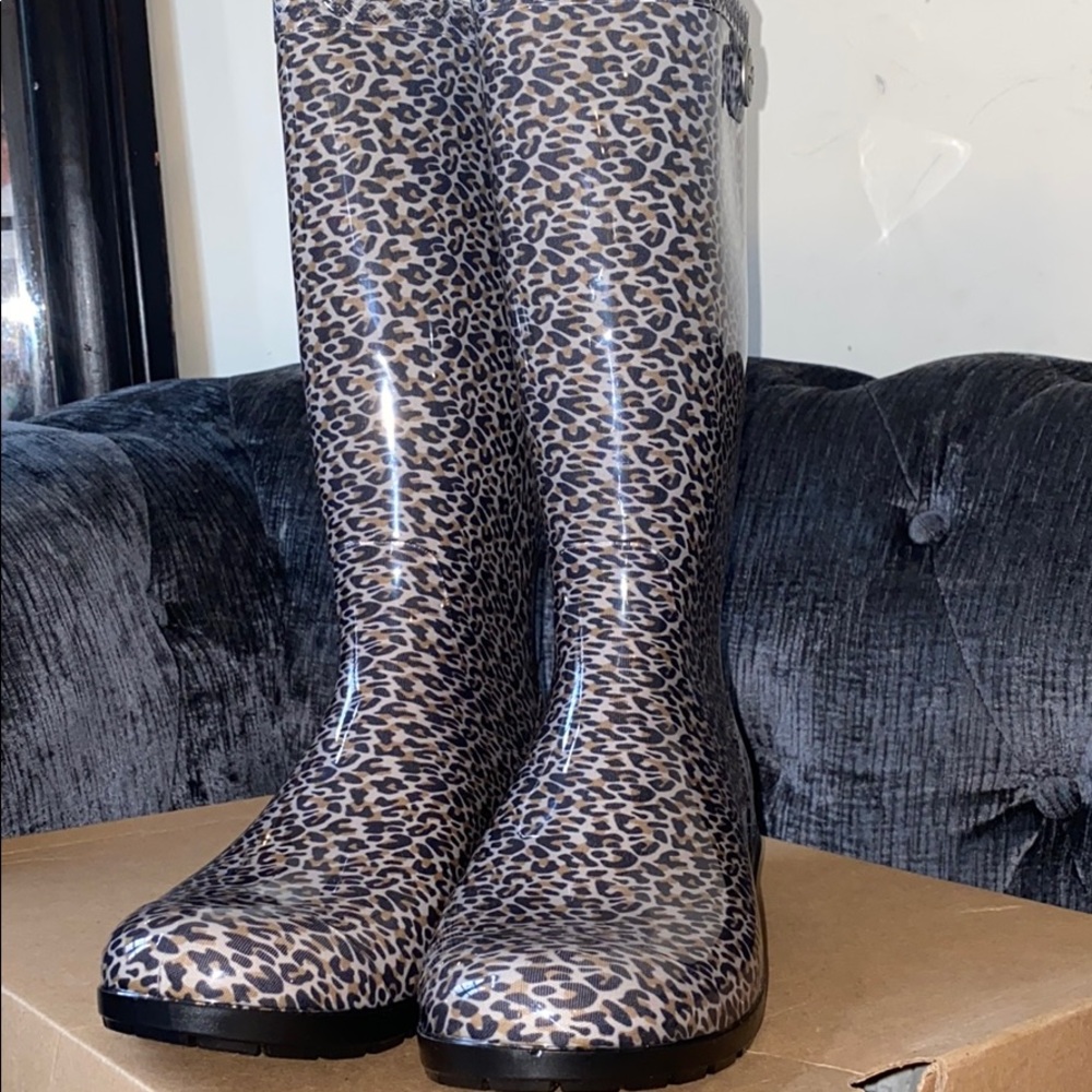 UGG Shaye Leopard Tall Rain Boots